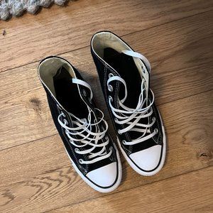 Converse Chuck Taylor High Top Black 5.5 M / 7.5 W